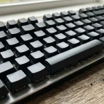 Prestal som si utierať klávesnicu starými handrami a toto z toho vyšlo prestal-som-si-utierat-klavesnicu-starymi-handrami-a-toto-z.webp.webp